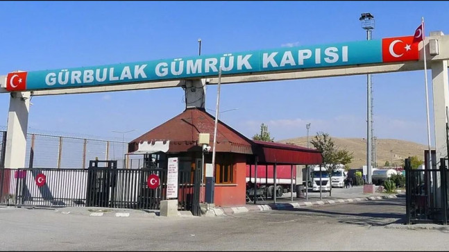 Türkiye-İran Sınırında Son Durum: Ticari Geçişler Sürüyor, Yolcu Geçişleri Durduruldu