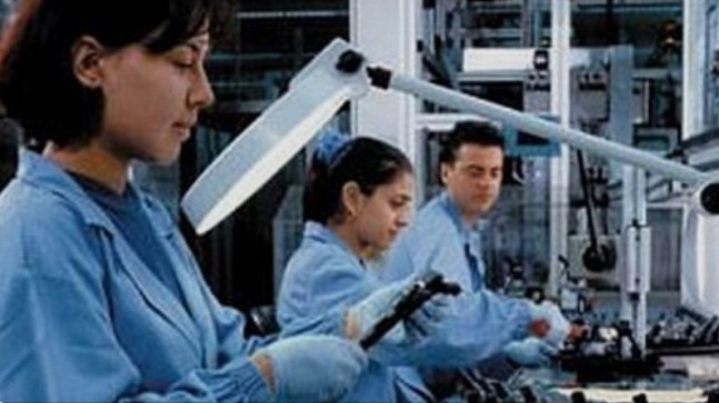 Kadınların İş Gücüne Katılımı Artıyor, Eşitsizlik Sürüyor