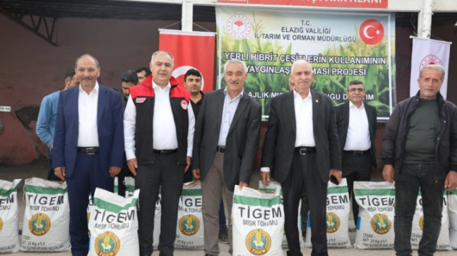 Elazığ’da Çiftçilere Yüzde 100 Hibeli Yerli Mısır Tohumu Desteği