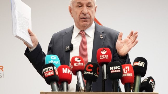 Ümit Özdağ: “Asıl Kriz Siyasette Değil, Vatandaşın Mutfağında”
