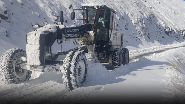 Elazığ’da Kar Alarmı: 118 Köy Yolu Ulaşıma Kapalı