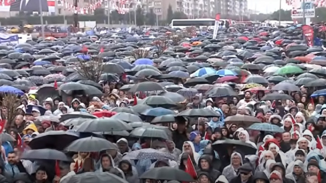 Özel, “Adayımı bırak, sandığı getir”