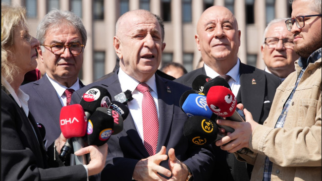 Özdağ: “Beraat kararları verildi, yargı süreçleri sürüyor”