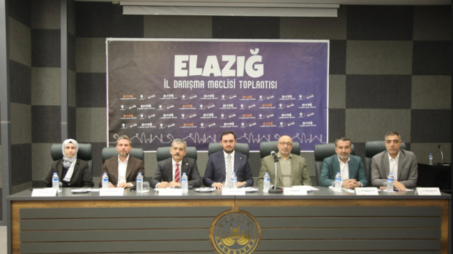 AK Parti Elazığ Teşkilatı İl Danışma Meclisi’nde Buluştu