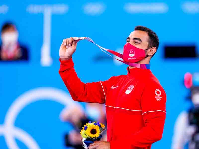 Ferhat Arıcan Olimpiyat Üçüncüsü