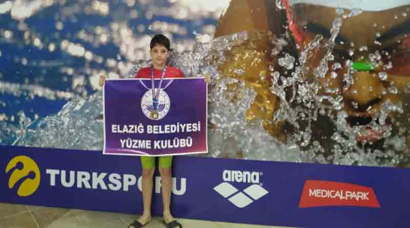 EBUAŞ Yüzme Kulübü Sporcusu Ömer Yiğit Demir Bronz Madalya Kazandı