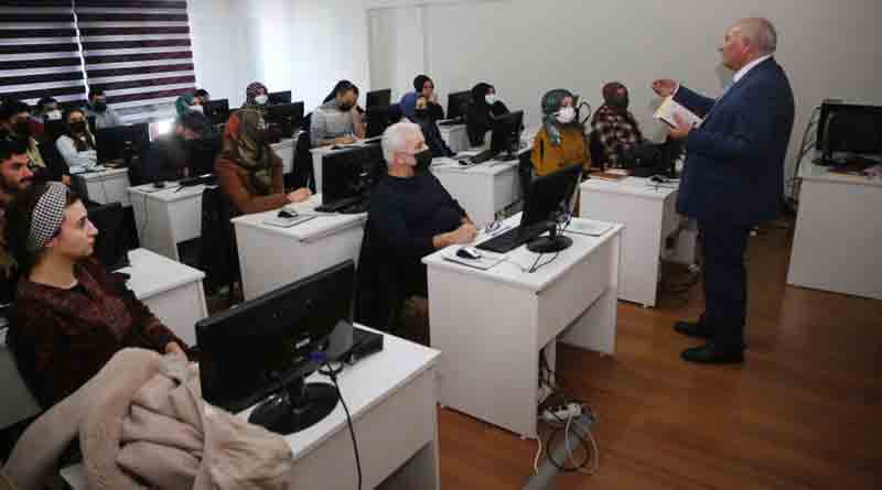 Elazığ Belediyesi ‘Yazarlık Atölyesi’ Eğitimleri Başladı