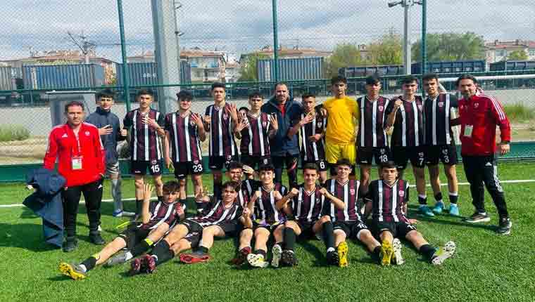 İl Özel İdaresi Spor Kulübü U-16 Futbol Takımı Kayseri’de