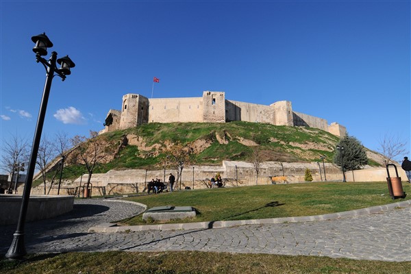 Tarihi Gaziantep Kalesi’nin restorasyonu başlıyor