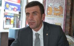 CHP Sakarya İl Başkanı Oğuz Can Curoğlu’ndan Atatürk Heykeline Saldırıya Kınama