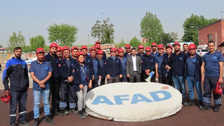 Fırat Elektrik Dağıtım A.Ş. (AFAD) ile iş birliği yaparak çalışanlarına arama kurtarma eğitimi sağladı.