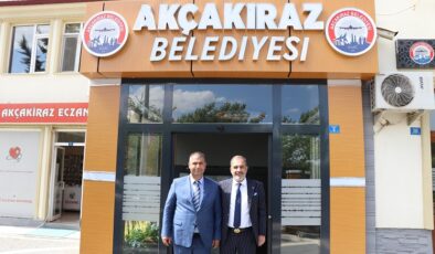 Başkan İdris Alan, Akçakiraz Belediye Başkanı İbrahim Ormanoğlu’nu Ziyaret Etti