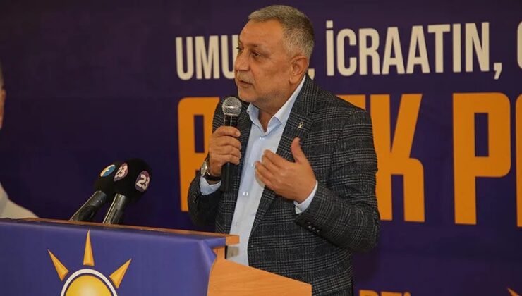 Elazığ Ak Parti Teşkilatının Müziksiz, Slogansız Kongresi..