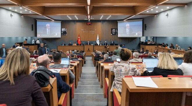 İzmir Büyükşehir Belediyesinden Vatandaşa Su Faturası Desteği