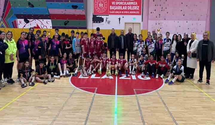 Elazığ’da Hentbol Ve Güreş Müsabakaları Tamamlandı